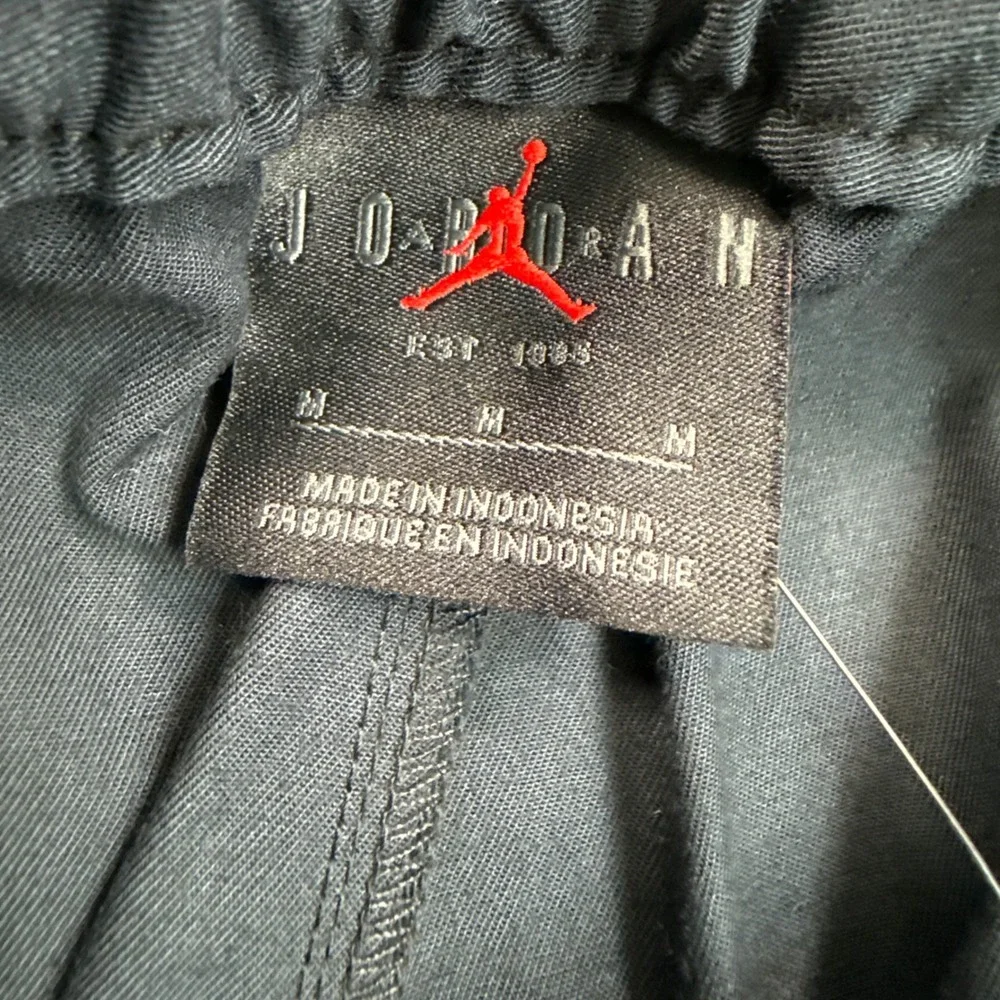 Jordan essentials flight
